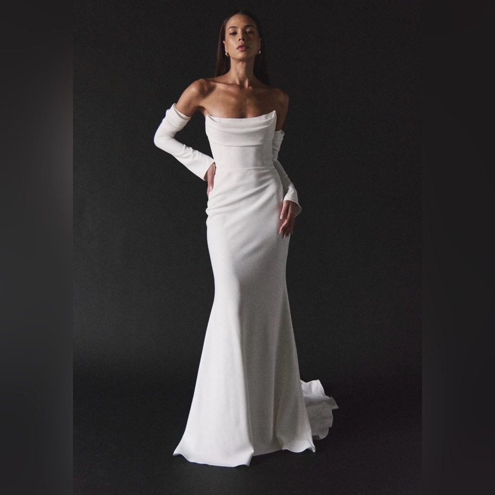 WORN ONCE NEWHITE Sloane Wedding Dress (split size 10 top / 14 bottom)
